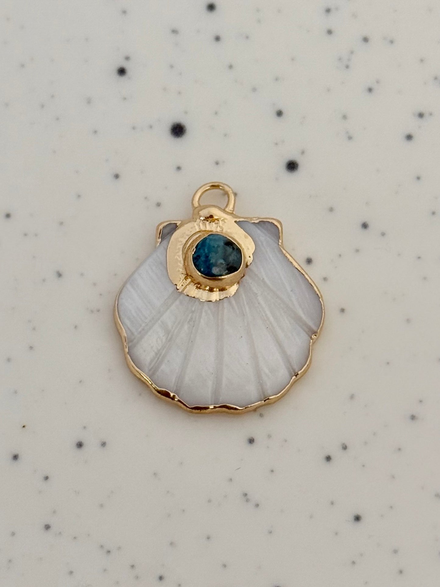 White Natural Shell Charm Orchid Stone