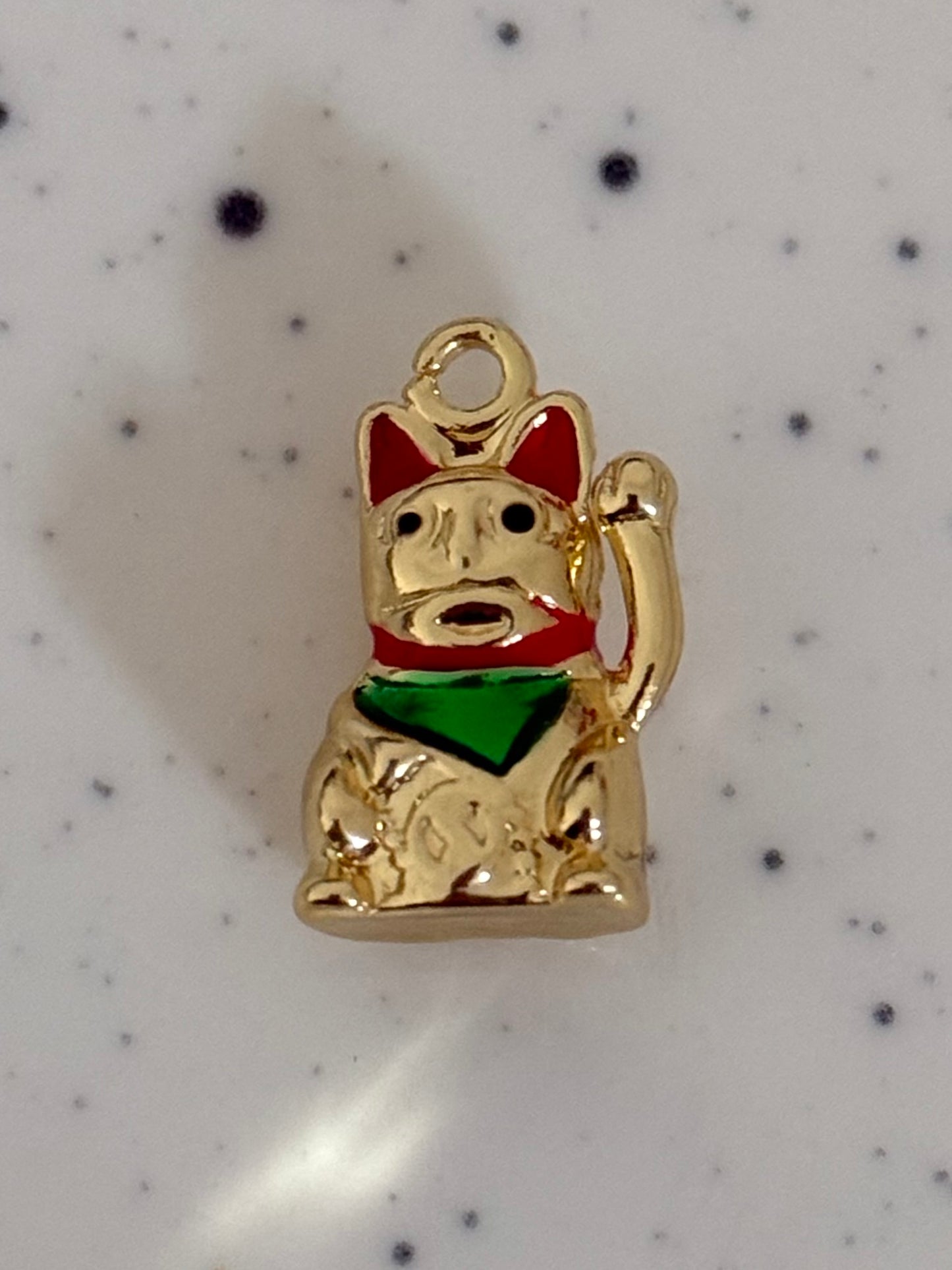Lucky Cat Charm Gold