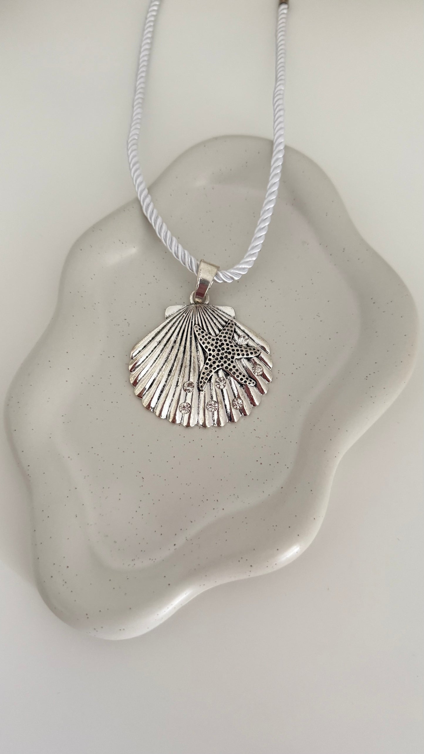 ‘Shelly’ Rope Necklace