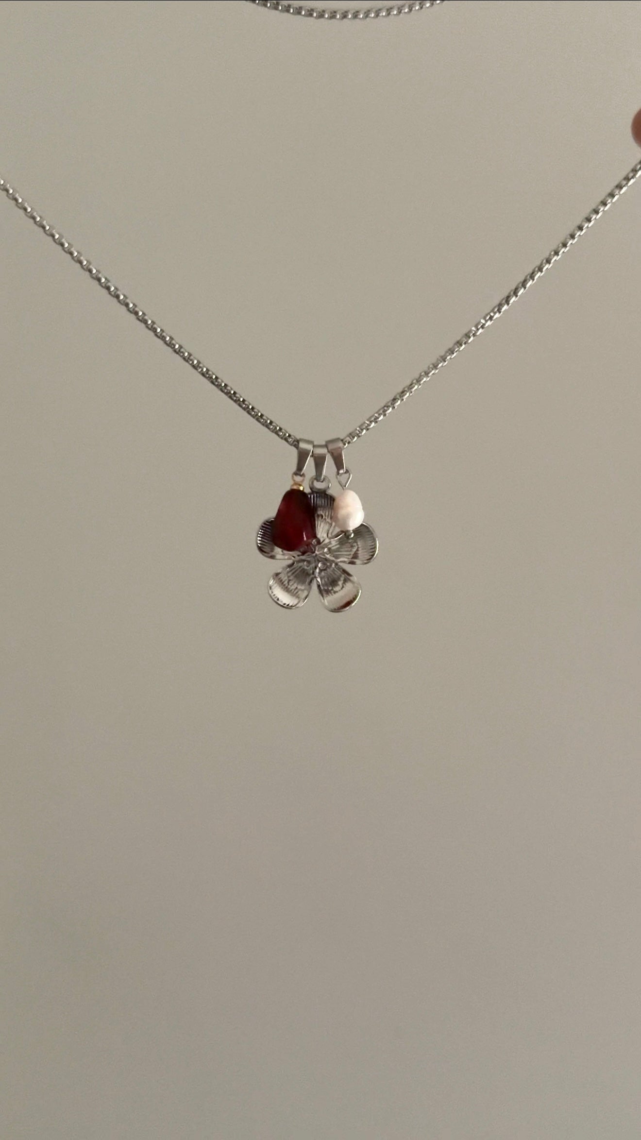 Fallin’ For You Silver Dangly Charm Necklace