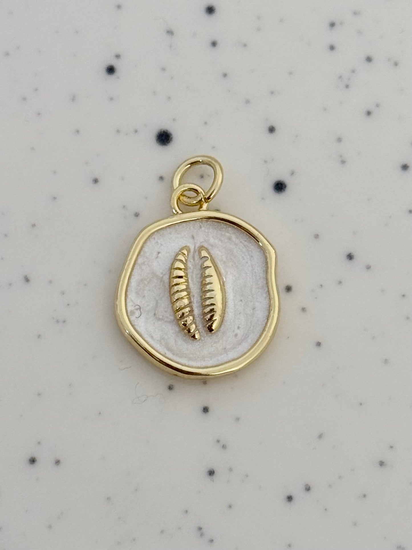 SeaShell Circle Gold Charms