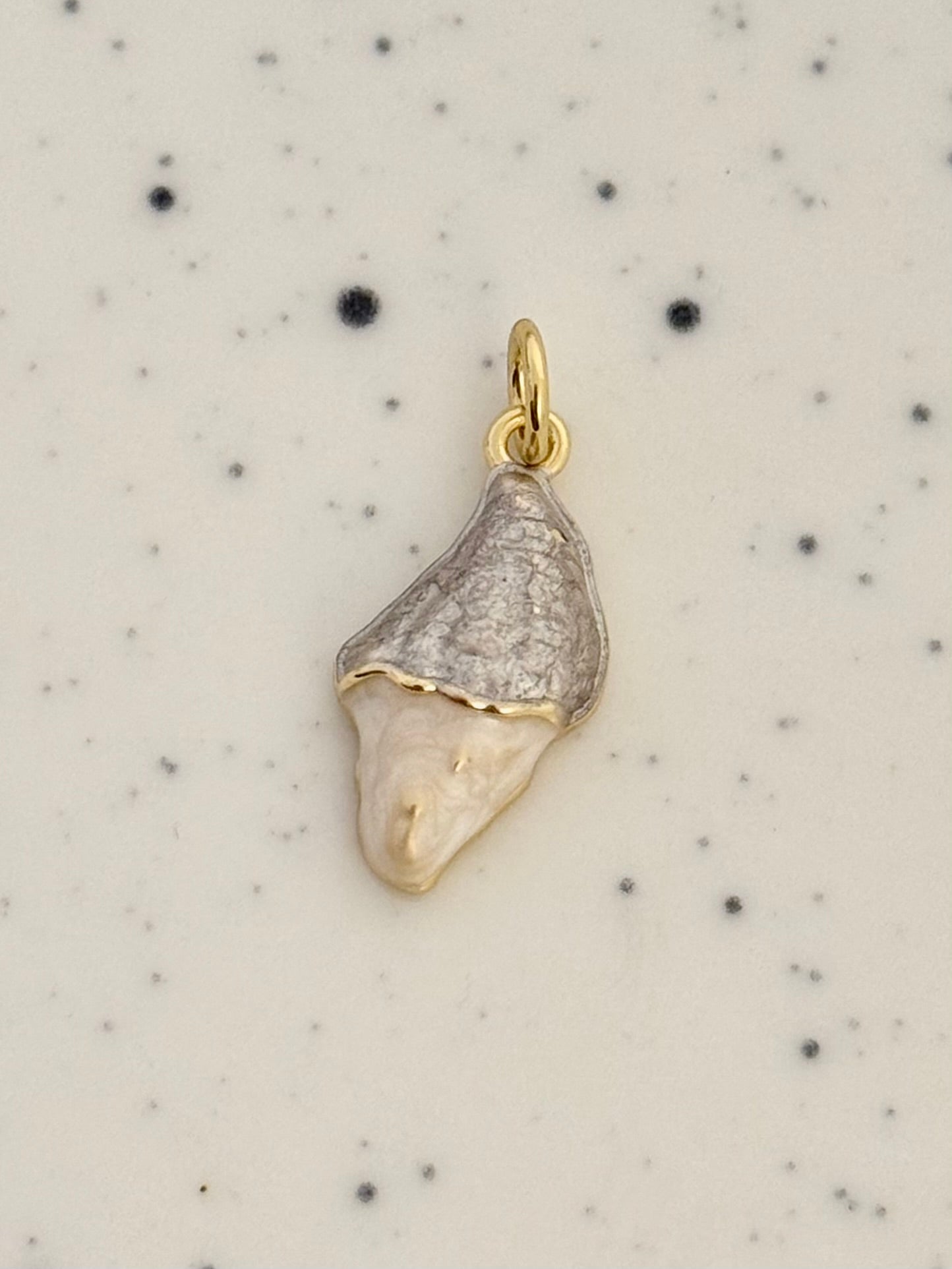 White/Gold/Silver Seashell Charm
