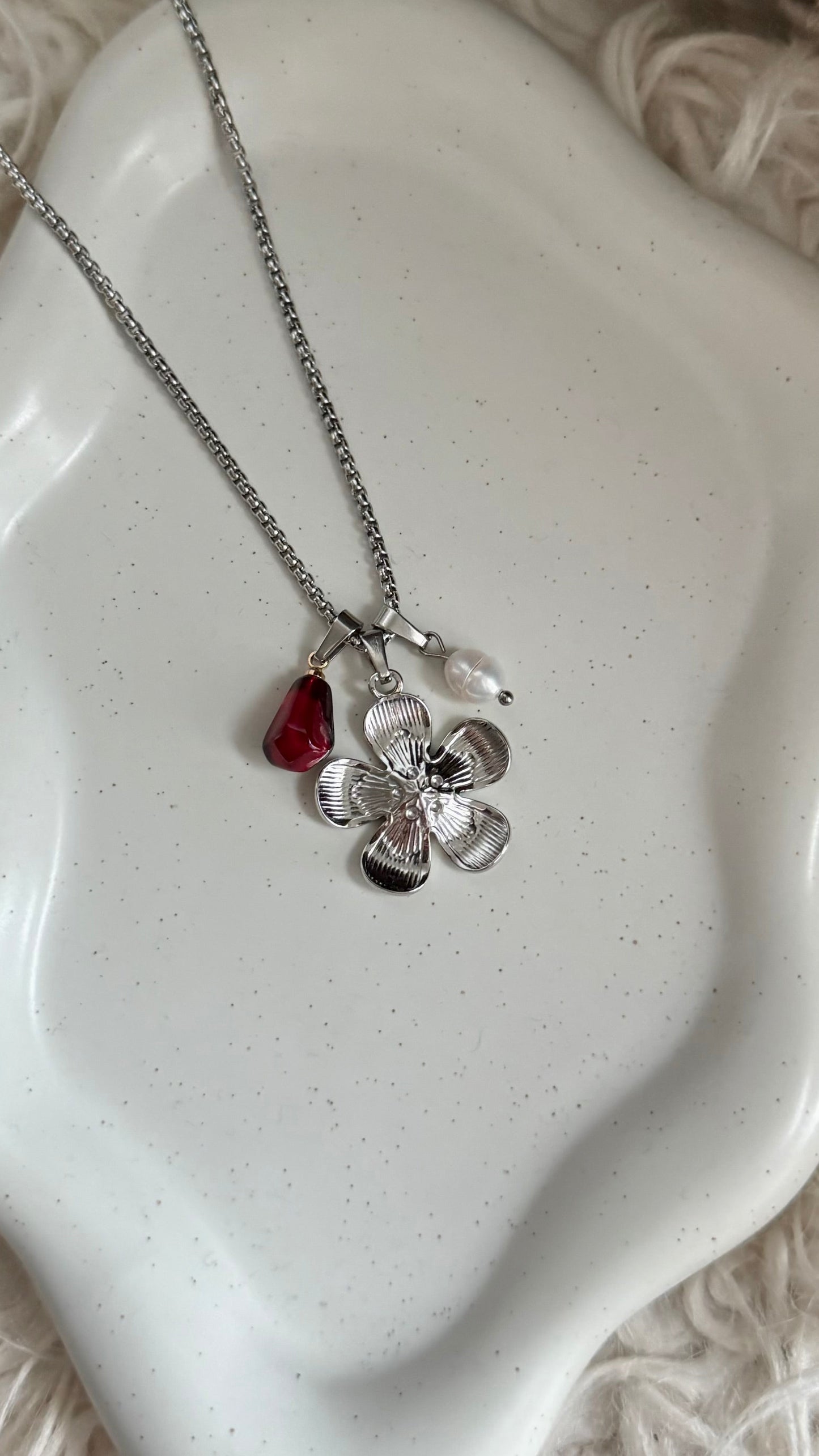 Fallin’ For You Silver Dangly Charm Necklace